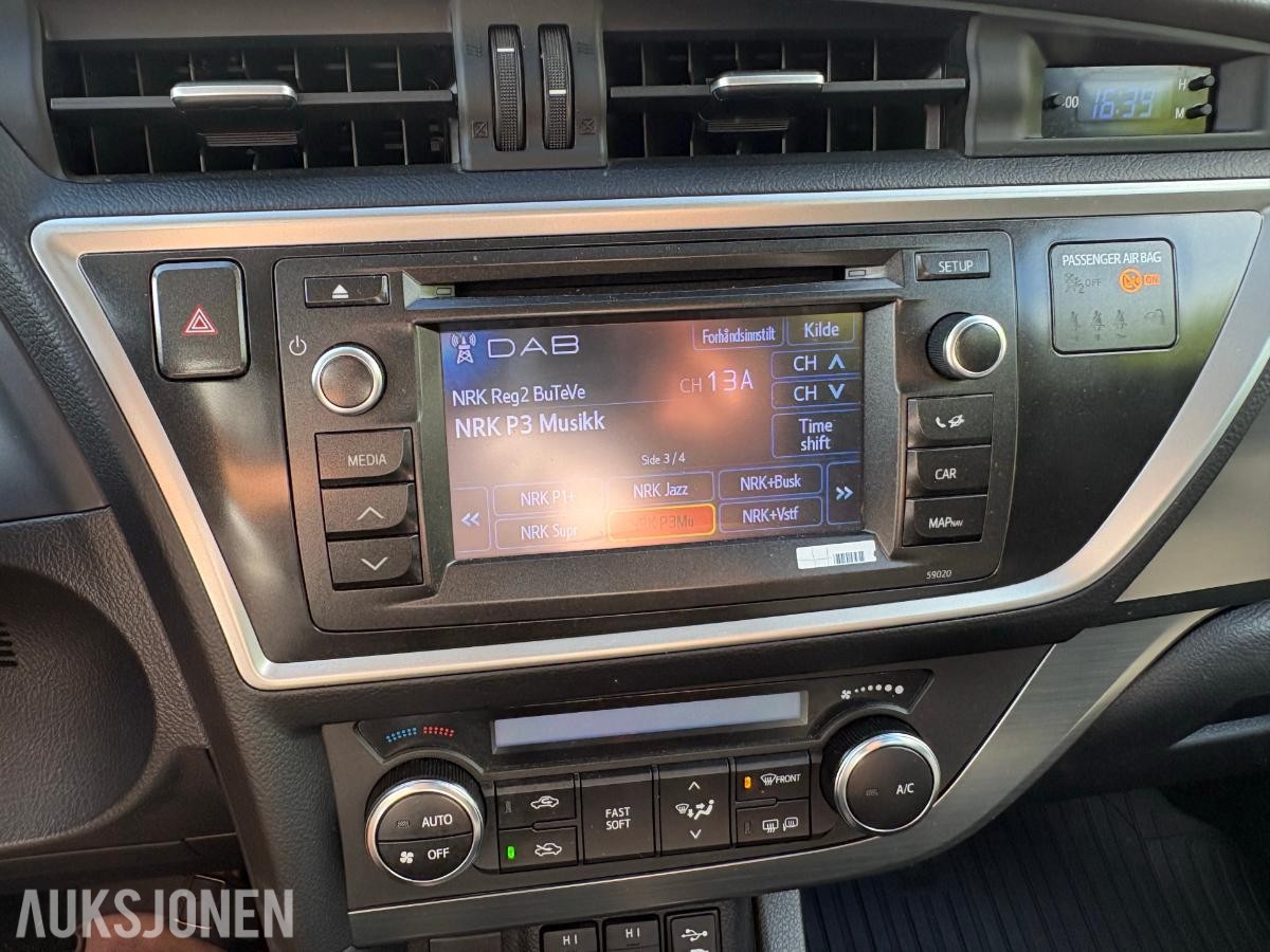 2013 Toyota Auris 1.3, 96238km, Hengerfeste, Ryggekamera